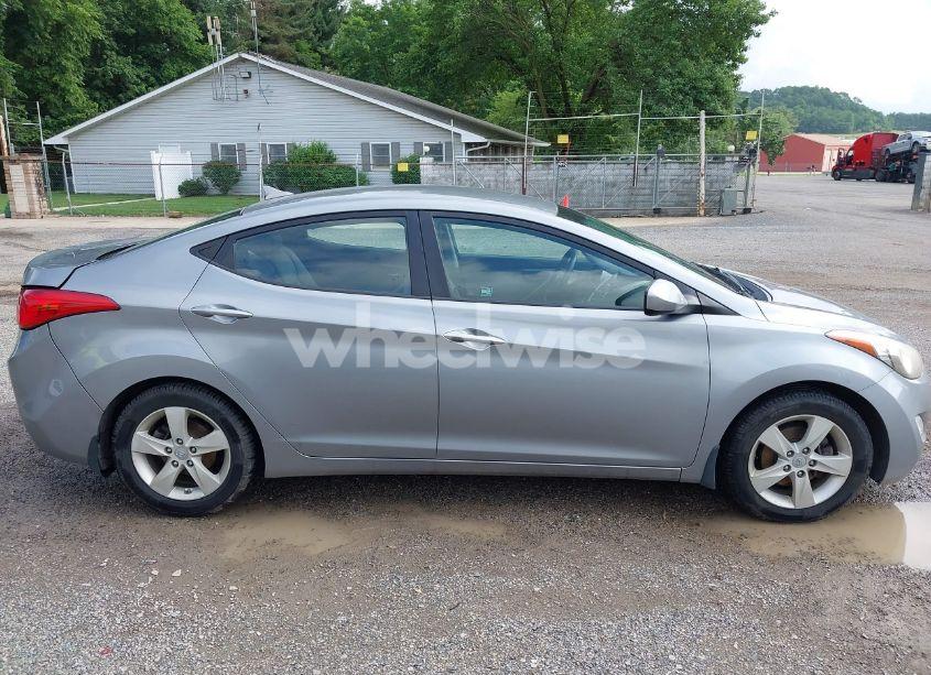 Photo 13 of 2013 Hyundai Elantra GLS (VIN KMHDH4AE9DU939699)