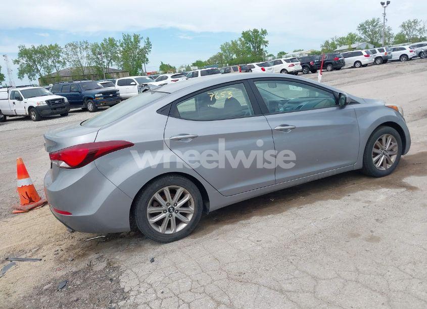 Photo 4 of 2014 Hyundai Elantra SE (VIN KMHDH4AE9EU087503)