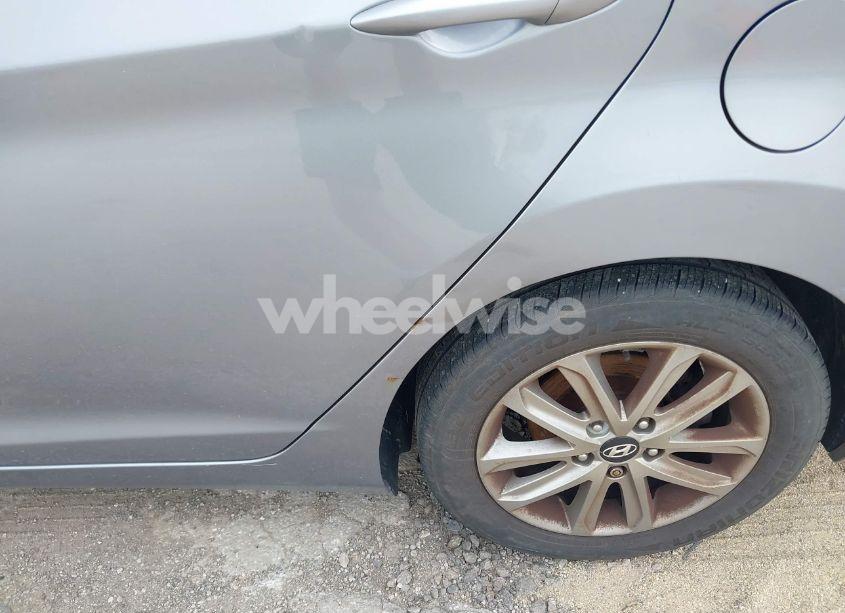 Photo 6 of 2014 Hyundai Elantra SE (VIN KMHDH4AE9EU087503)