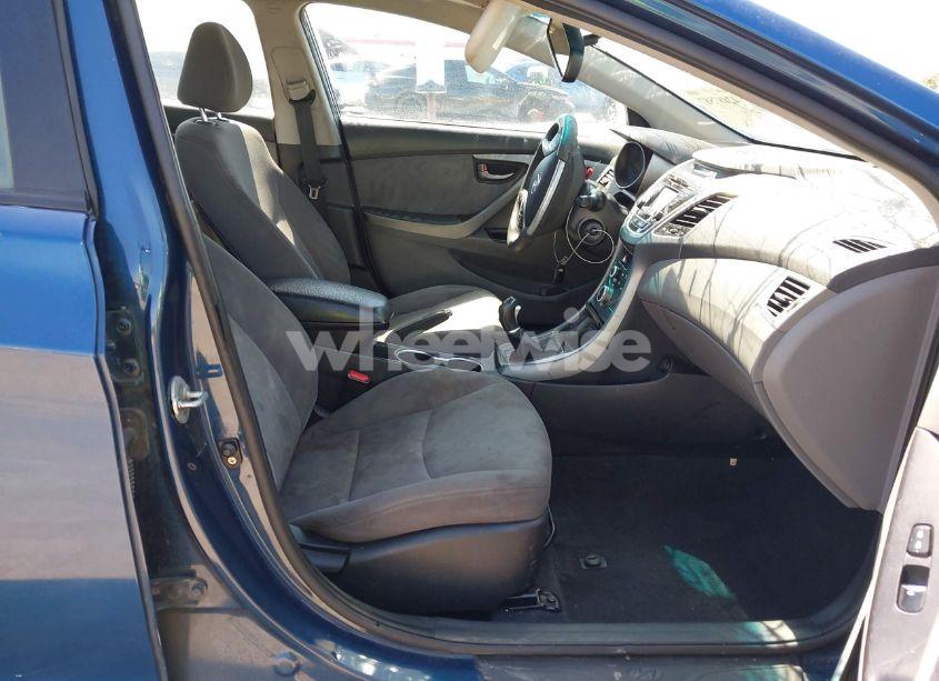 Photo 5 of 2016 Hyundai Elantra SE (VIN KMHDH4AE9GU481490)