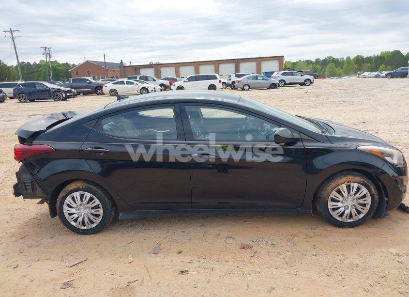 Photo 13 of 2016 Hyundai Elantra SE (VIN KMHDH4AE9GU628276)