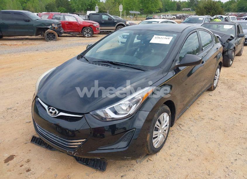 Photo 2 of 2016 Hyundai Elantra SE (VIN KMHDH4AE9GU628276)