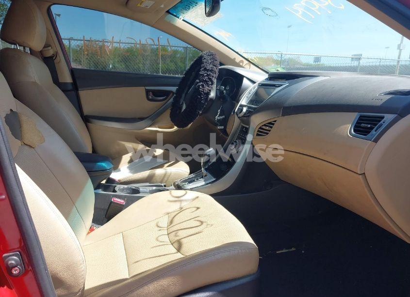 Photo 5 of 2012 Hyundai Elantra LIMITED (ULSAN PLANT) (VIN KMHDH4AEXCU364463)