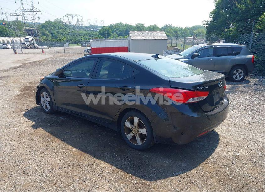 Photo 3 of 2013 Hyundai Elantra GLS (VIN KMHDH4AEXDU530711)