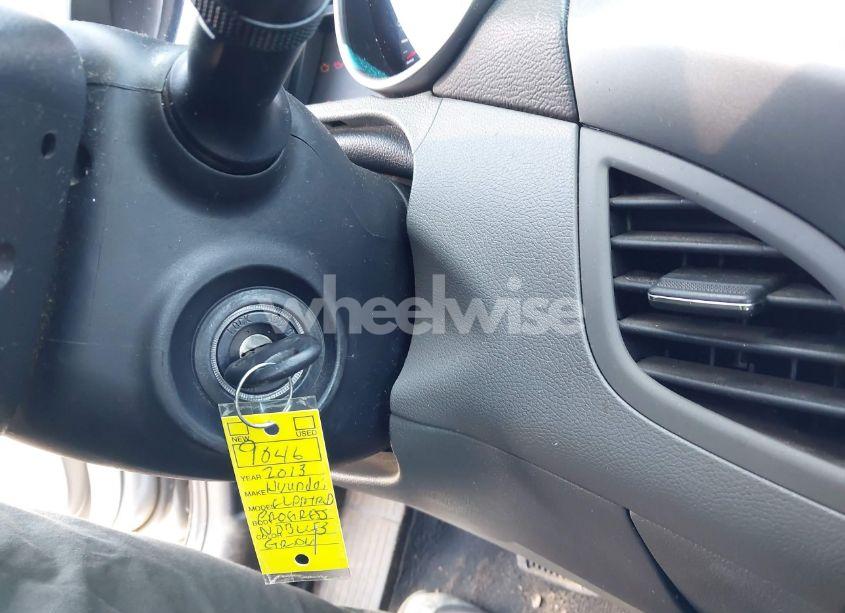 Photo 11 of 2013 Hyundai Elantra GLS (VIN KMHDH4AEXDU926864)