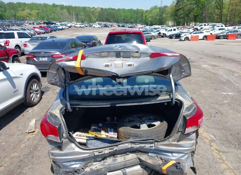 Photo 16 of 2013 Hyundai Elantra GLS (VIN KMHDH4AEXDU926864)