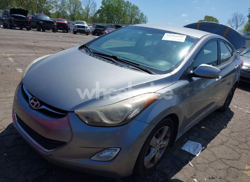 Photo 2 of 2013 Hyundai Elantra GLS (VIN KMHDH4AEXDU926864)