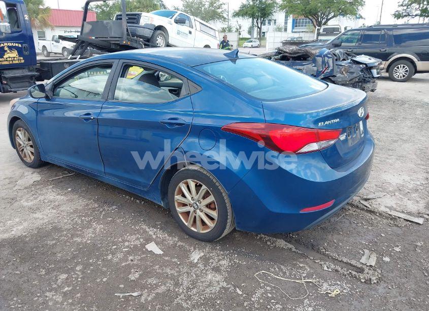 Photo 3 of 2014 Hyundai Elantra SE (VIN KMHDH4AEXEU050895)