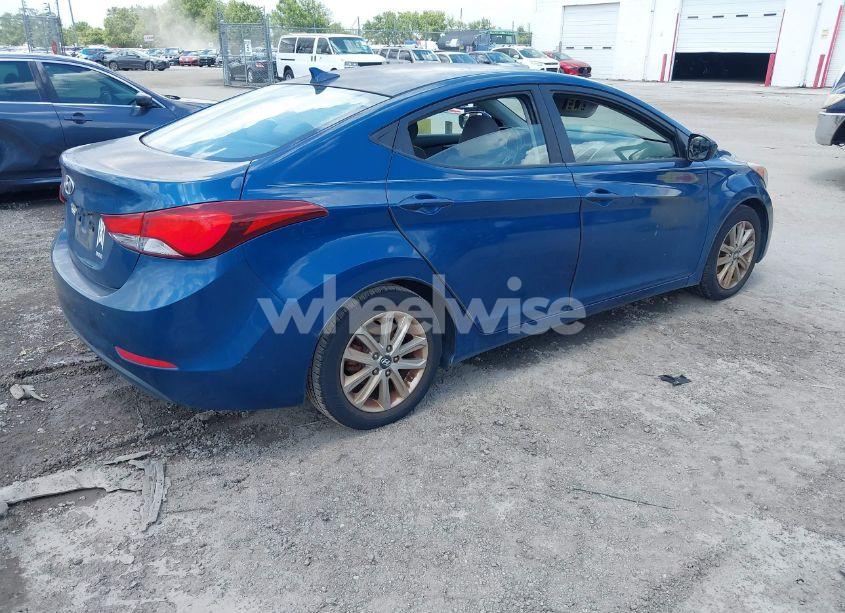 Photo 4 of 2014 Hyundai Elantra SE (VIN KMHDH4AEXEU050895)