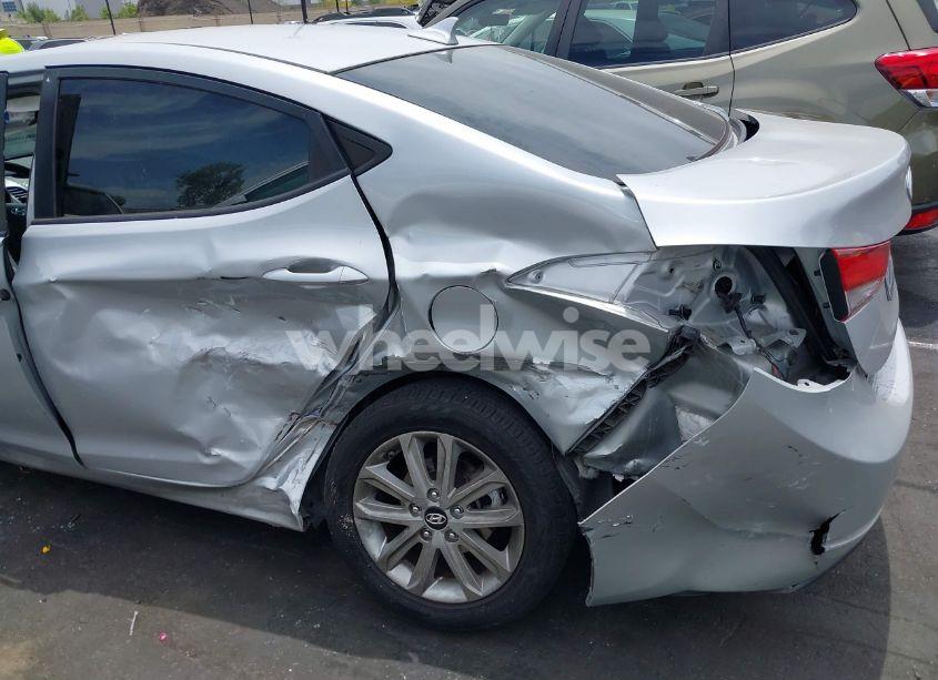 Photo 6 of 2014 Hyundai Elantra SE (VIN KMHDH4AEXEU084013)