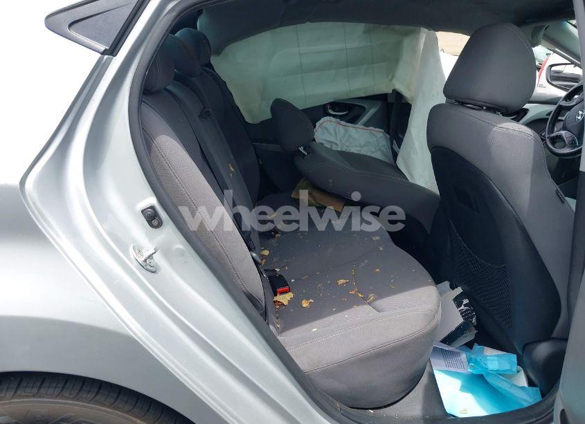 Photo 8 of 2014 Hyundai Elantra SE (VIN KMHDH4AEXEU084013)