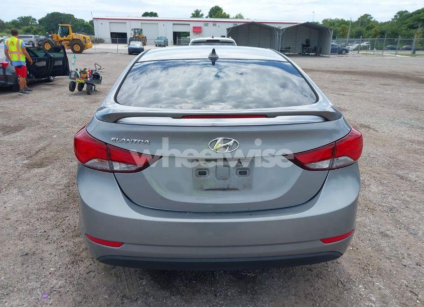 Photo 16 of 2014 Hyundai Elantra SE (VIN KMHDH4AEXEU158997)