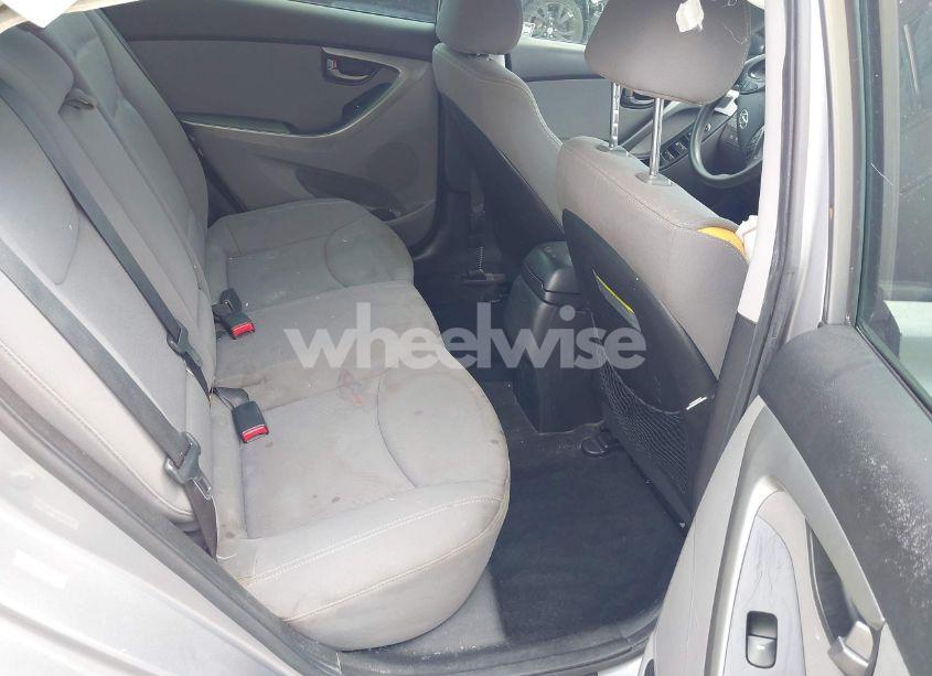 Photo 8 of 2014 Hyundai Elantra SE (VIN KMHDH4AEXEU158997)
