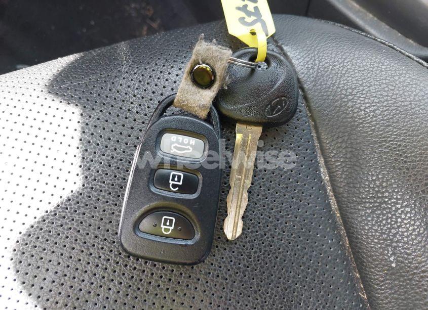 Photo 11 of 2015 Hyundai Elantra LIMITED (VIN KMHDH4AEXFU388041)