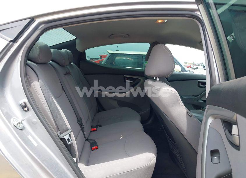 Photo 8 of 2015 Hyundai Elantra SE (VIN KMHDH4AEXFU388279)