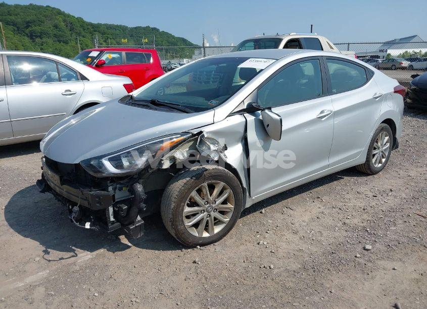 Photo 2 of 2016 Hyundai Elantra SE (VIN KMHDH4AEXGU545603)