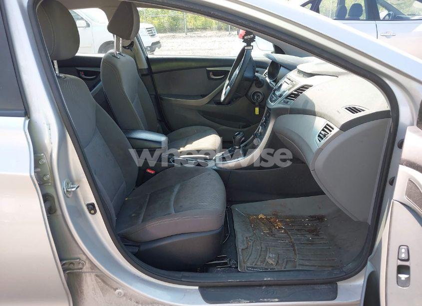 Photo 5 of 2016 Hyundai Elantra SE (VIN KMHDH4AEXGU545603)