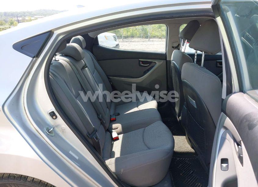 Photo 8 of 2016 Hyundai Elantra SE (VIN KMHDH4AEXGU545603)