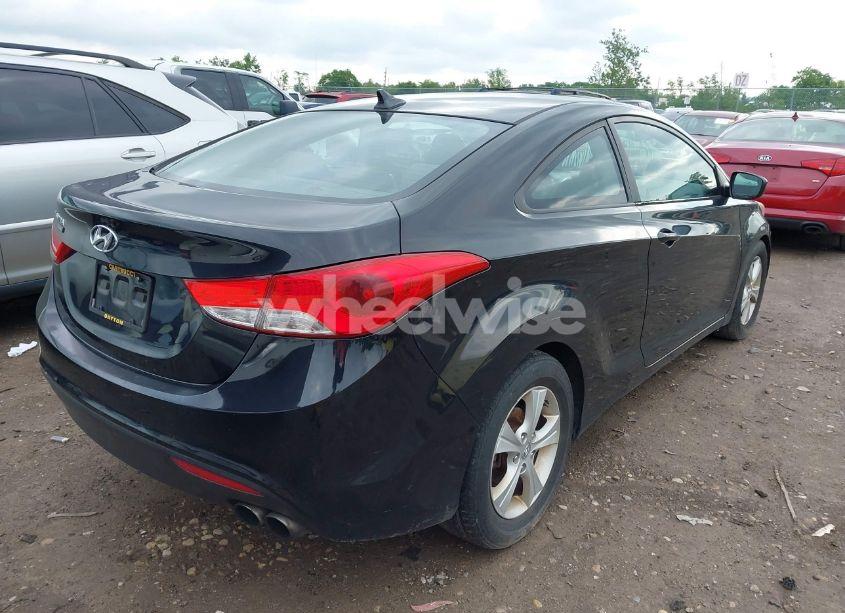 Photo 4 of 2013 Hyundai Elantra GS (VIN KMHDH6AE5DU005650)