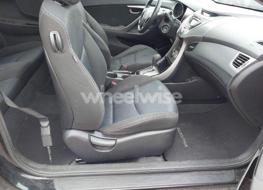 Photo 5 of 2013 Hyundai Elantra GS (VIN KMHDH6AE5DU005650)
