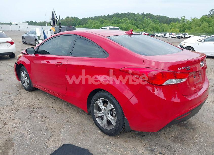 Photo 3 of 2013 Hyundai Elantra GS (VIN KMHDH6AE6DU009822)