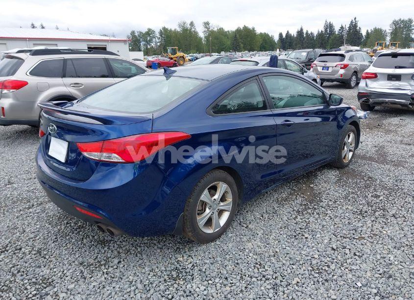 Photo 4 of 2013 Hyundai Elantra GS (VIN KMHDH6AE7DU019940)