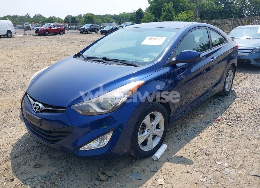 Photo 2 of 2013 Hyundai Elantra GS (VIN KMHDH6AE9DU001424)