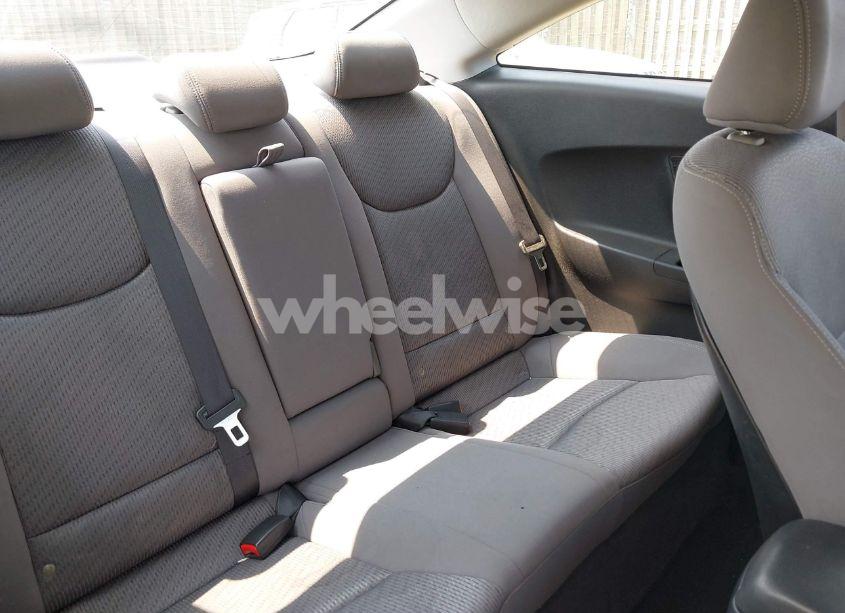 Photo 8 of 2013 Hyundai Elantra GS (VIN KMHDH6AE9DU001424)