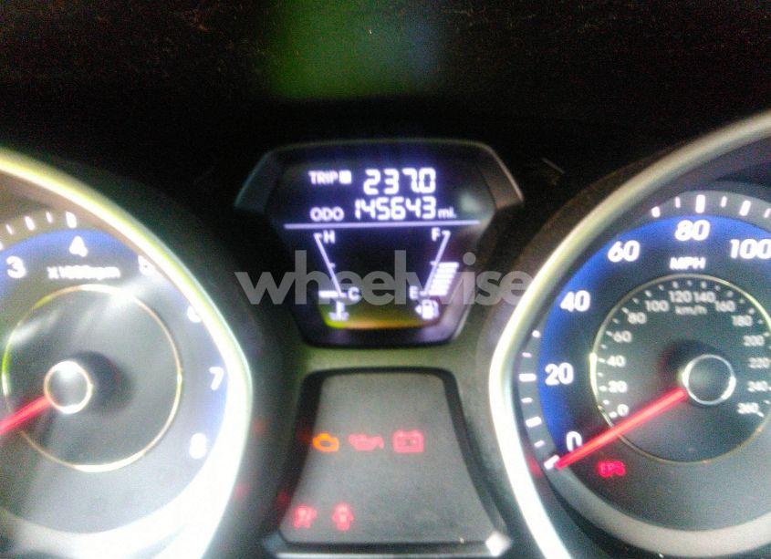 Photo 7 of 2013 Hyundai Elantra SE (VIN KMHDH6AE9DU002802)