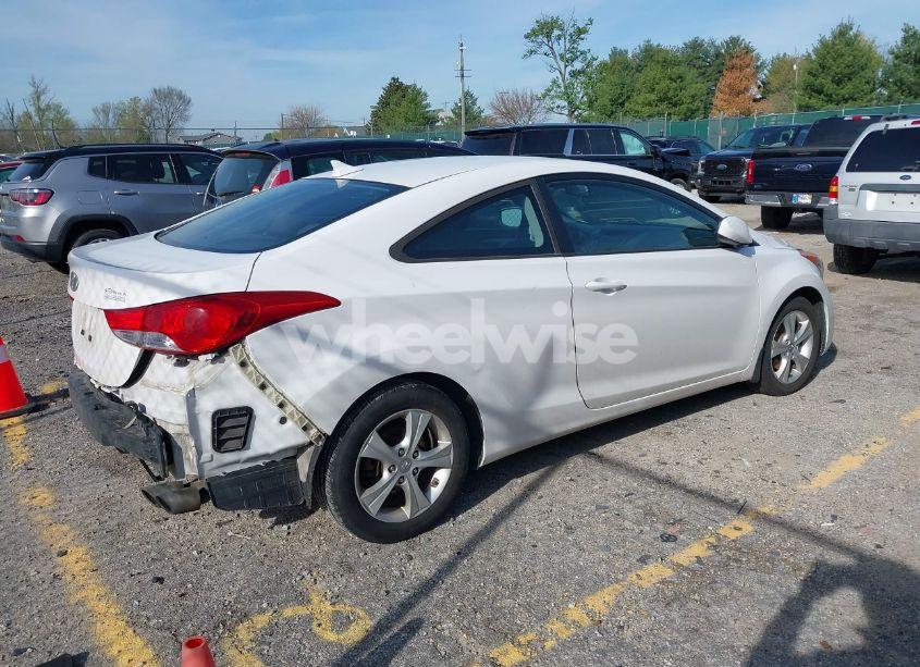 Photo 4 of 2013 Hyundai Elantra GS (VIN KMHDH6AE9DU012858)