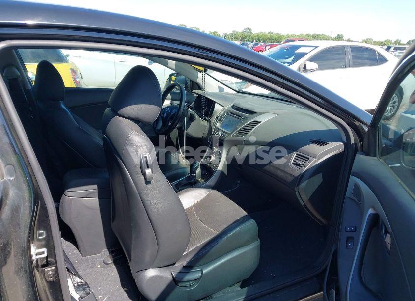 Photo 5 of 2014 Hyundai Elantra (VIN KMHDH6AH0EU026286)