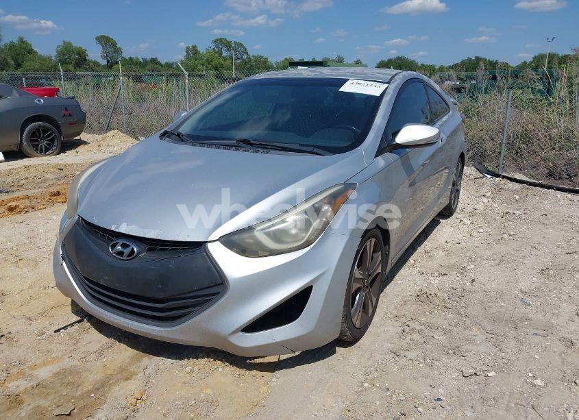 Photo 2 of 2014 Hyundai Elantra (VIN KMHDH6AH1EU025261)
