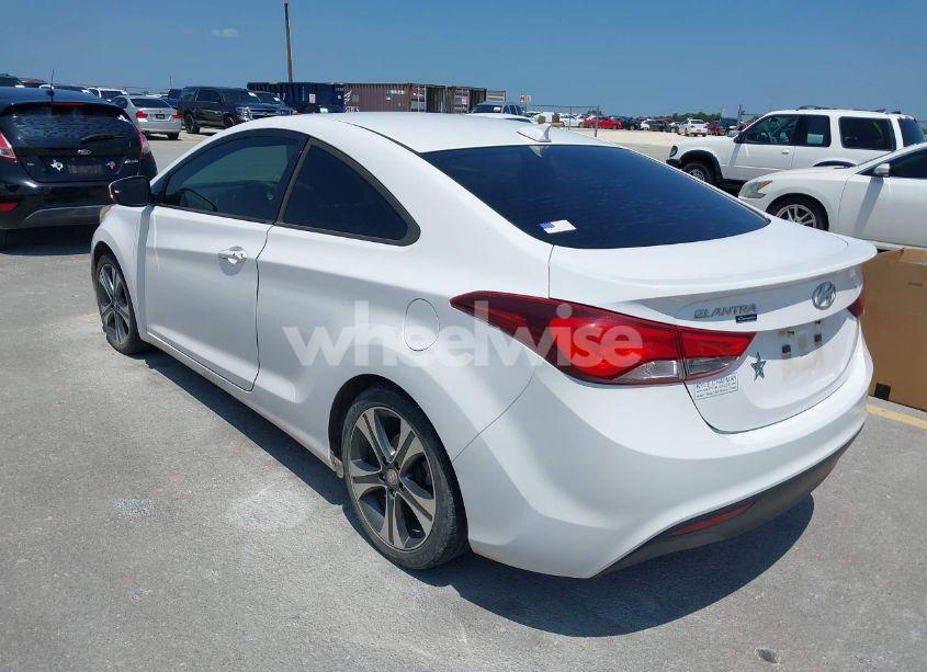 Photo 3 of 2014 Hyundai Elantra (VIN KMHDH6AH3EU023964)