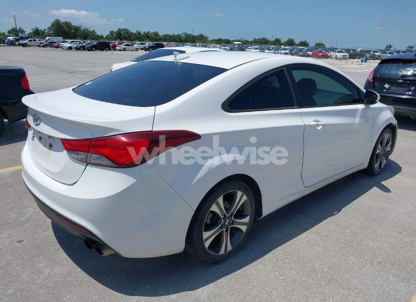 Photo 4 of 2014 Hyundai Elantra (VIN KMHDH6AH3EU023964)