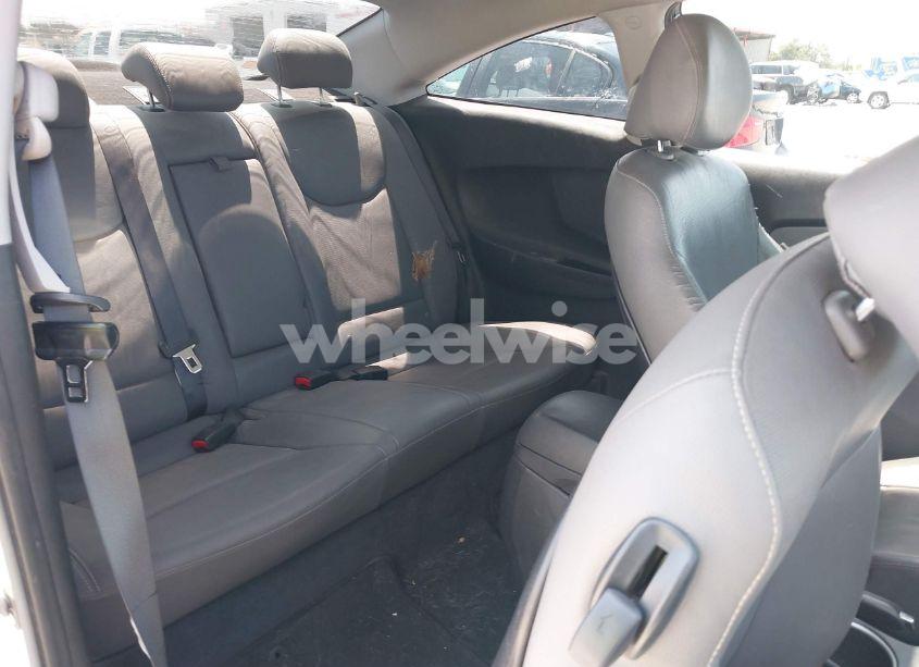 Photo 8 of 2014 Hyundai Elantra (VIN KMHDH6AH3EU023964)