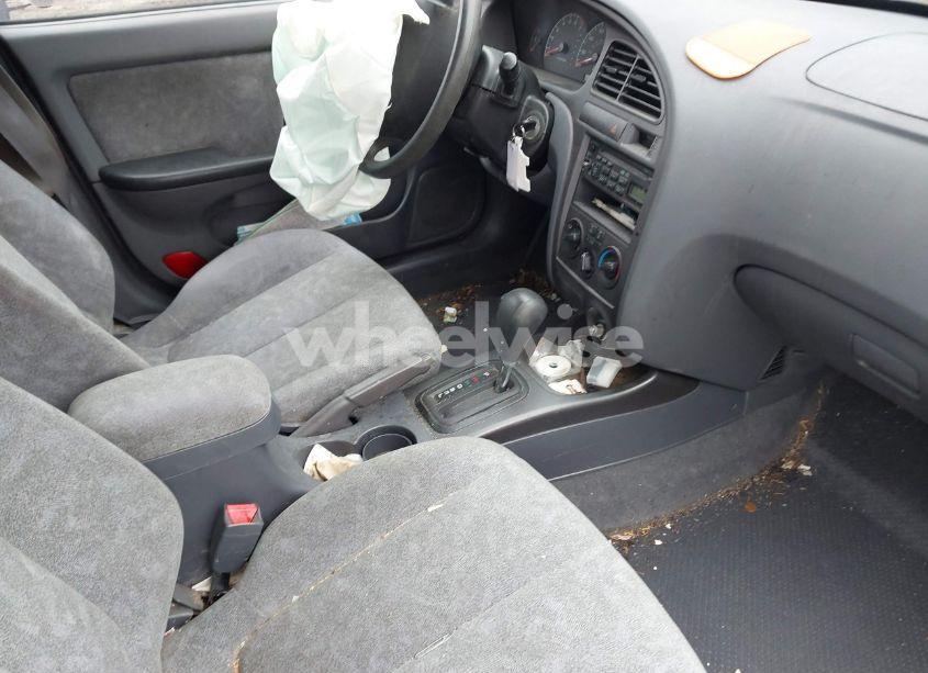 Photo 5 of 2002 Hyundai Elantra GLS (VIN KMHDN45D62U449079)