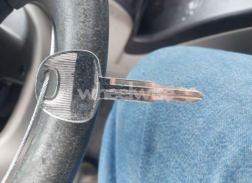 Photo 11 of 2001 Hyundai Elantra GLS (VIN KMHDN45D81U040872)