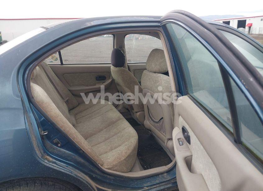 Photo 8 of 2001 Hyundai Elantra GLS (VIN KMHDN45D81U040872)