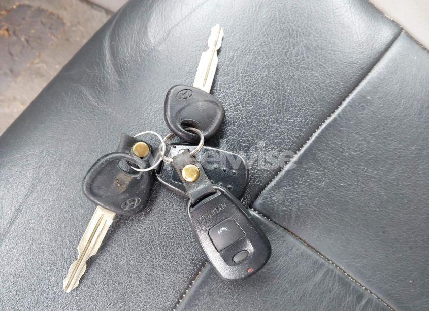 Photo 11 of 2001 Hyundai Elantra GLS (VIN KMHDN45D91U230812)