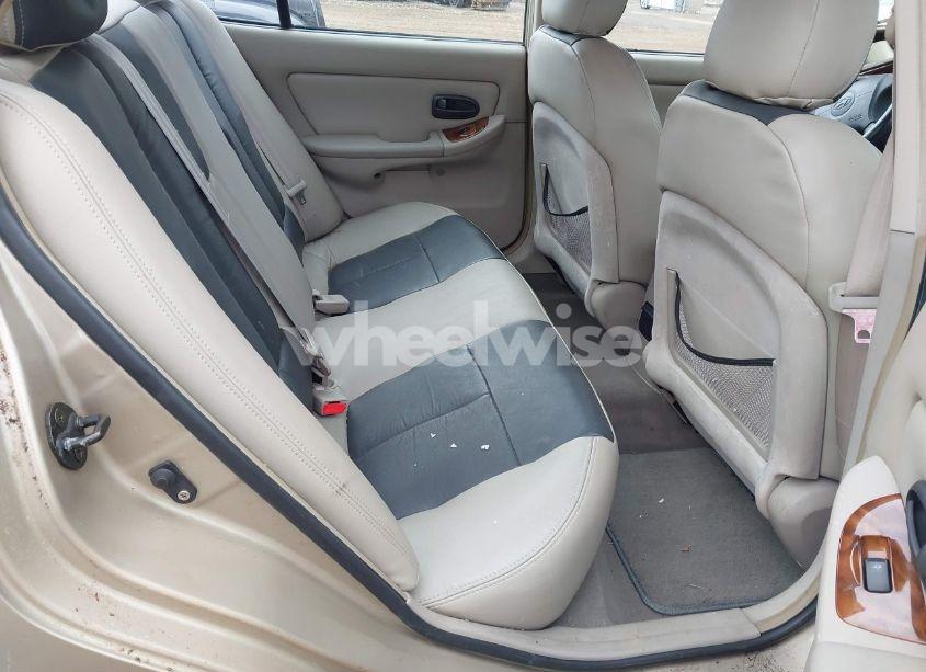 Photo 8 of 2001 Hyundai Elantra GLS (VIN KMHDN45D91U230812)