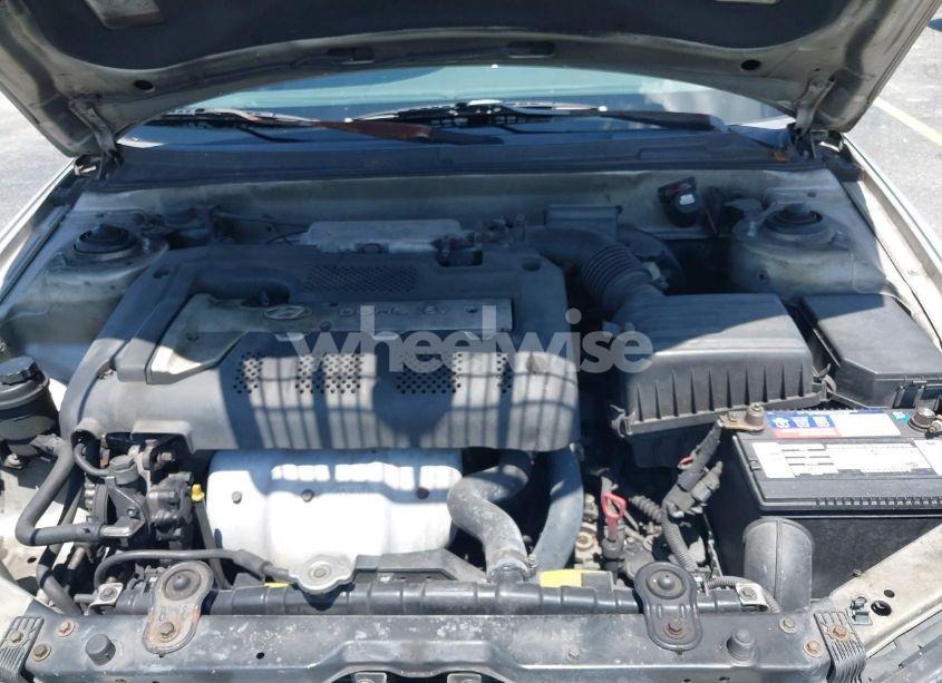 Photo 10 of 2002 Hyundai Elantra GLS (VIN KMHDN45DX2U310539)