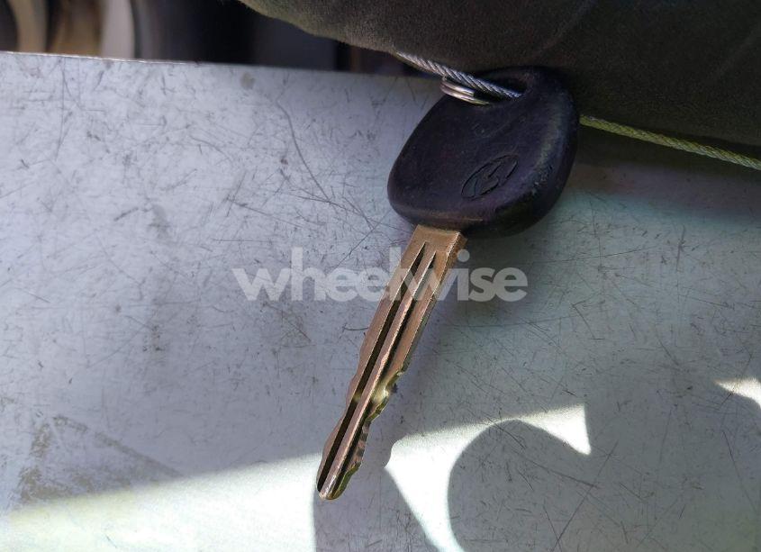 Photo 11 of 2002 Hyundai Elantra GLS (VIN KMHDN45DX2U310539)