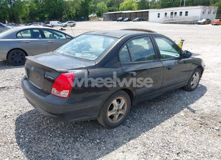 Photo 4 of 2005 Hyundai Elantra GLS/GT (VIN KMHDN46D05U116895)