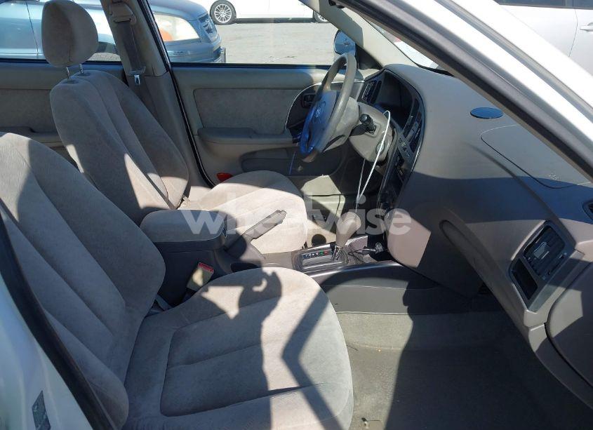 Photo 5 of 2005 Hyundai Elantra GLS/GT (VIN KMHDN46D05U969541)