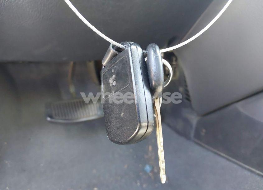 Photo 11 of 2004 Hyundai Elantra GLS/GT (VIN KMHDN46D14U872427)