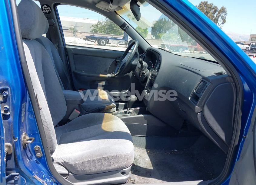 Photo 5 of 2004 Hyundai Elantra GLS/GT (VIN KMHDN46D14U872427)