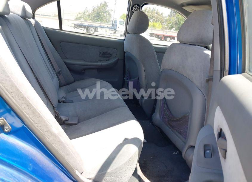 Photo 8 of 2004 Hyundai Elantra GLS/GT (VIN KMHDN46D14U872427)