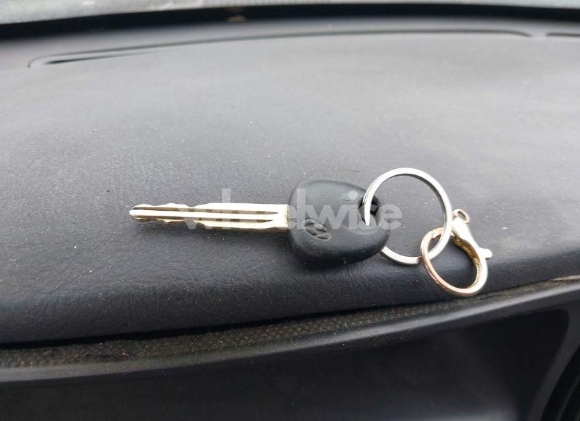 Photo 11 of 2004 Hyundai Elantra GLS/GT (VIN KMHDN46D24U913387)