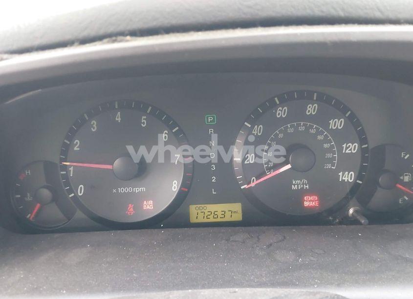 Photo 7 of 2004 Hyundai Elantra GLS/GT (VIN KMHDN46D24U913387)