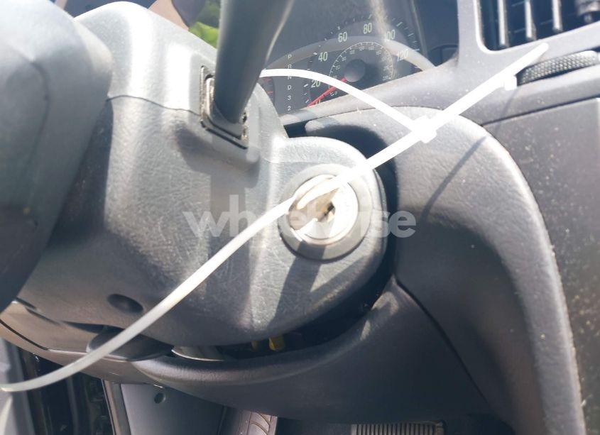 Photo 11 of 2005 Hyundai Elantra GLS/GT (VIN KMHDN46D25U130961)